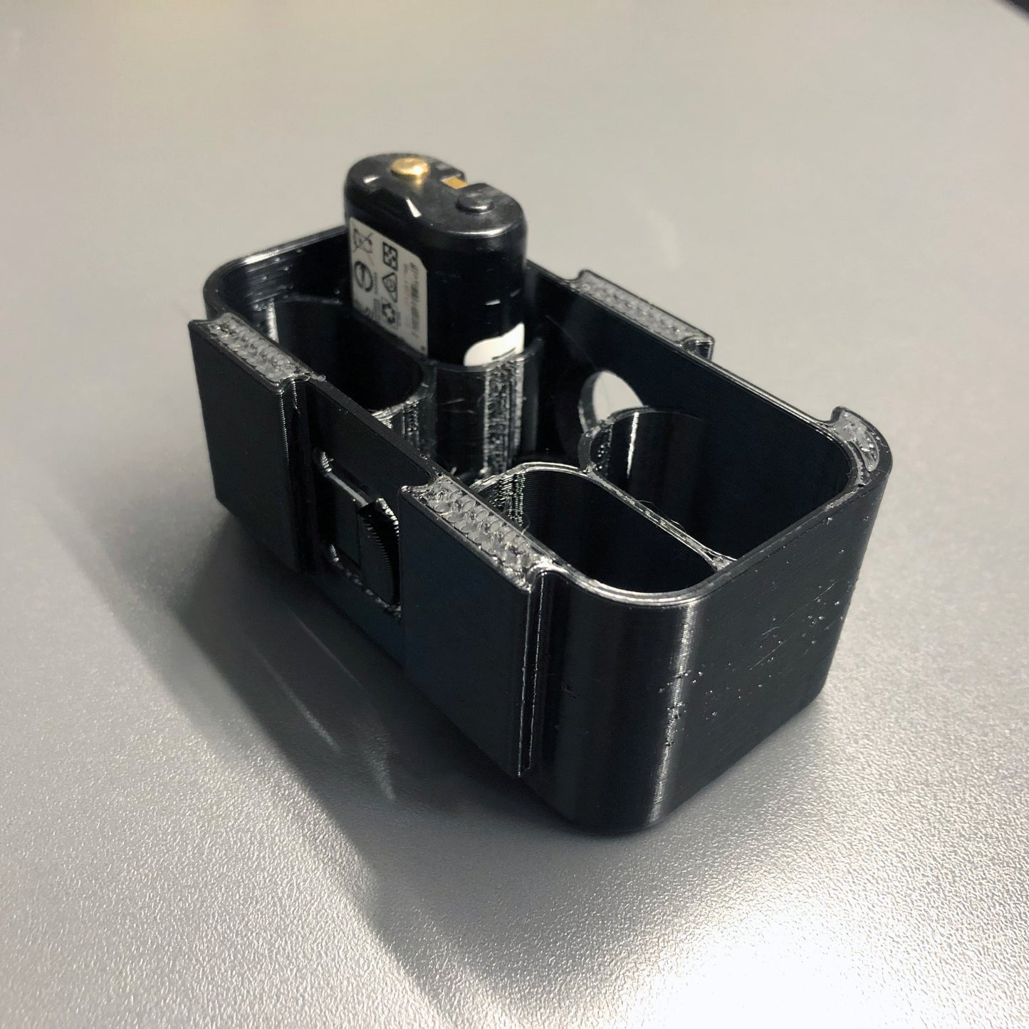 PakRak - The better wireless pack storage system